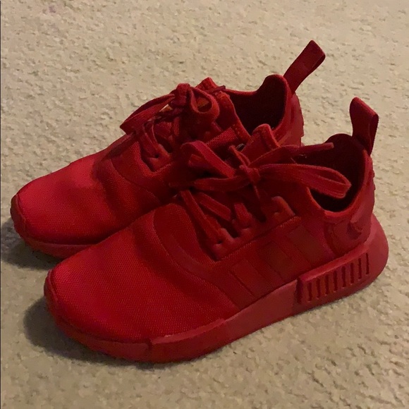 all red adidas nmd